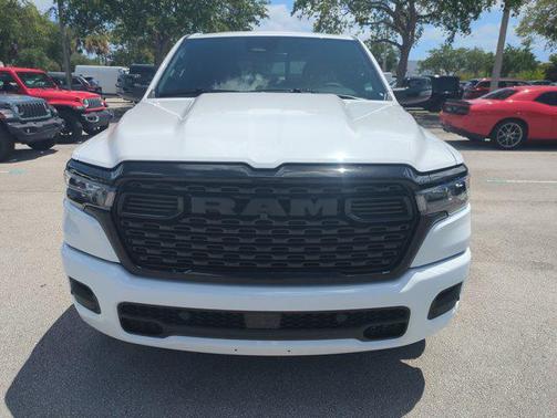 Bright White Clearcoat 2026 RAM 1500 Big Horn/Lone Star