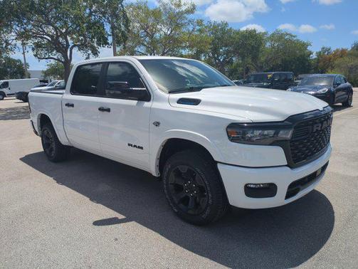 Bright White Clearcoat 2026 RAM 1500 Big Horn/Lone Star