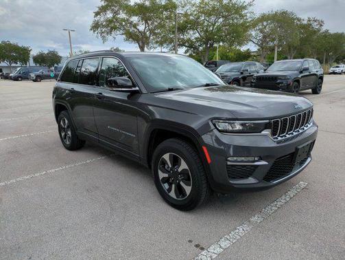 2023 Jeep Grand Cherokee 4xe Base