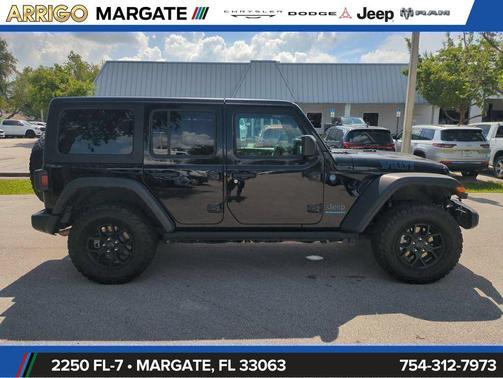 Black Clearcoat 2025 Jeep Wrangler 4xe Willys