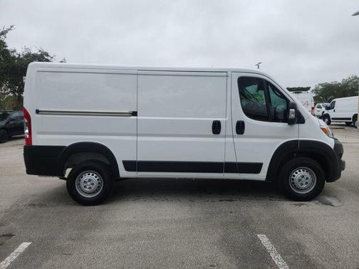 2025 RAM ProMaster 1500 Low Roof