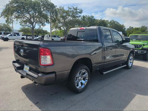 Granite Crystal Metallic Clearcoat 2023 RAM 1500 Big Horn/Lone Star