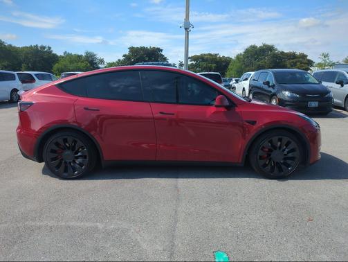 2022 Tesla Model Y Performance Dual Motor All-Wheel Drive
