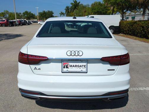2022 Audi A4 40 Premium