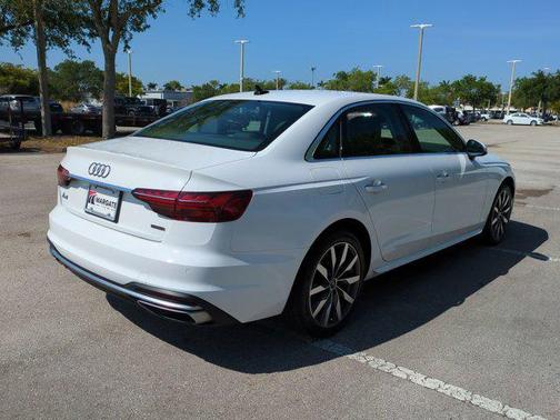2022 Audi A4 40 Premium