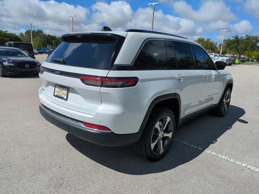 2023 Jeep Grand Cherokee 4xe Base