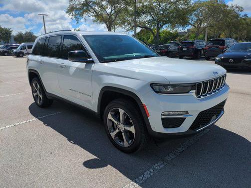2023 Jeep Grand Cherokee 4xe Base