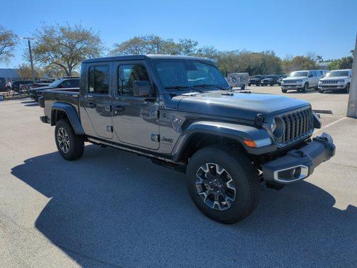 2026 Jeep Gladiator Sahara 4x4