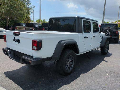 2025 Jeep Gladiator Sport S
