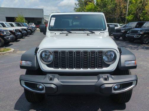 2025 Jeep Gladiator Sport S