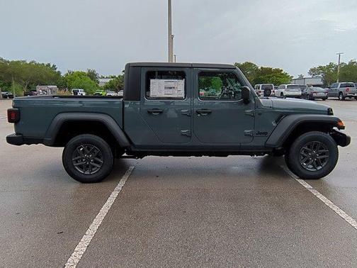 2025 Jeep Gladiator Sport S