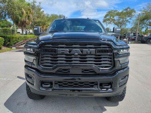 2025 RAM 2500 Big Horn Crew Cab 4x4 6'4' Box