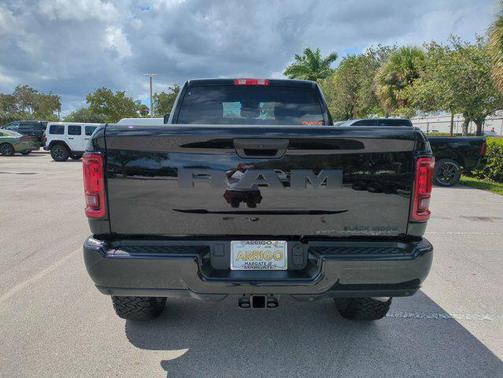 2025 RAM 2500 Big Horn Crew Cab 4x4 6'4' Box