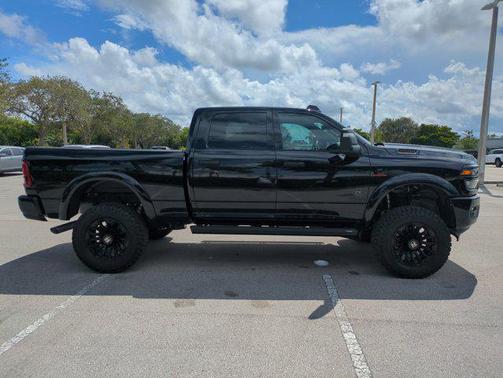2025 RAM 2500 Big Horn Crew Cab 4x4 6'4' Box