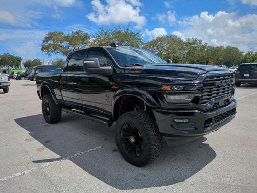 2025 RAM 2500 Big Horn Crew Cab 4x4 6'4' Box