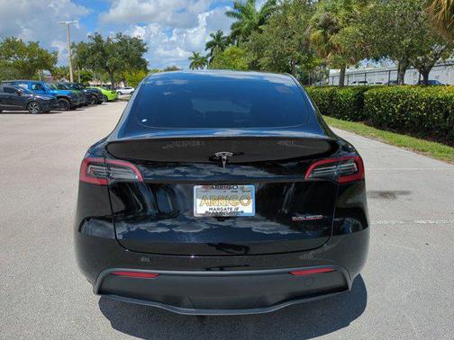 2022 Tesla Model Y Performance Dual Motor All-Wheel Drive