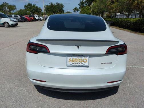 2023 Tesla Model 3 Performance