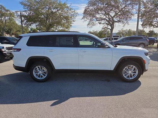 2025 Jeep Grand Cherokee L Laredo