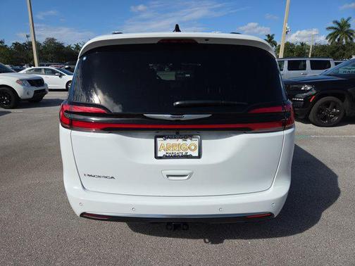 2026 Chrysler Pacifica L