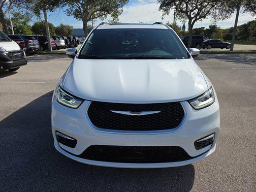 2026 Chrysler Pacifica L