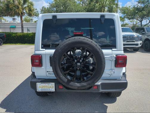 Bright White Clearcoat 2025 Jeep Wrangler 4xe Sahara
