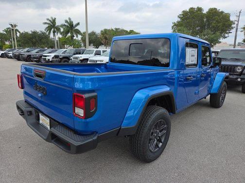 2026 Jeep Gladiator Sport S