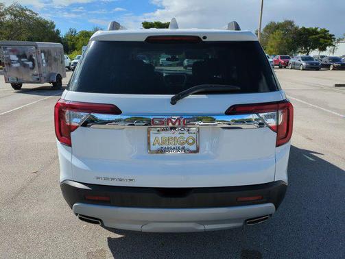 2023 GMC Acadia FWD SLE