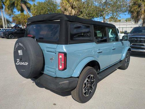 2021 Ford Bronco Outer Banks