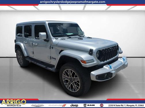 Silver Zynith Clearcoat 2024 Jeep Wrangler 4xe High Altitude