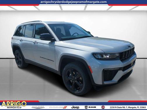 Silver Zynith 2026 Jeep Grand Cherokee Limited