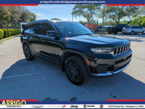 2023 Jeep Grand Cherokee L Laredo