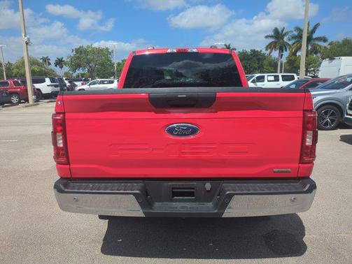 Race Red 2023 Ford F-150 XLT
