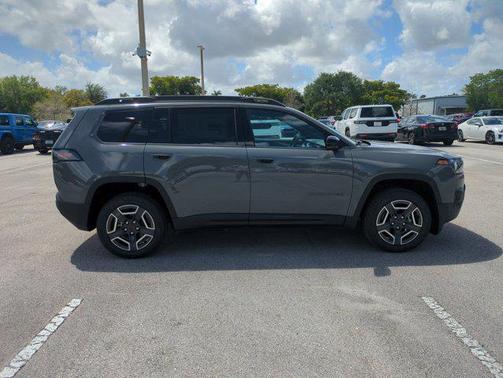 Sting-Gray Clearcoat 2026 Jeep Cherokee Limited