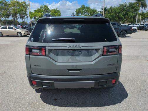 Sting-Gray Clearcoat 2026 Jeep Cherokee Limited