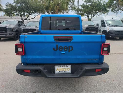 Hydro Blue Pearlcoat 2024 Jeep Gladiator High Tide