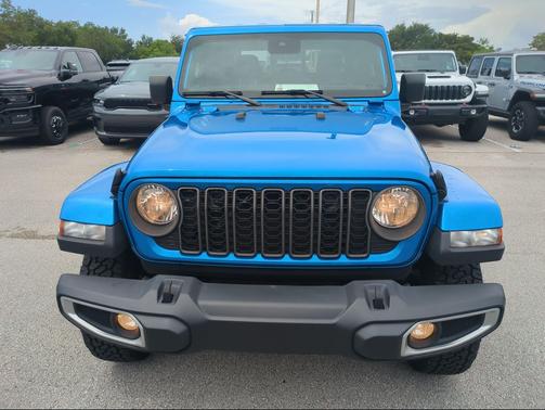 Hydro Blue Pearlcoat 2024 Jeep Gladiator High Tide