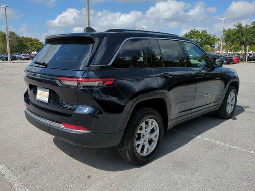2023 Jeep Grand Cherokee Limited X