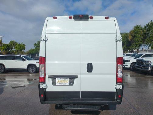 Bright White Clearcoat 2025 RAM ProMaster 3500 High Roof