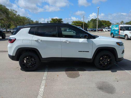 2023 Jeep Compass Latitude