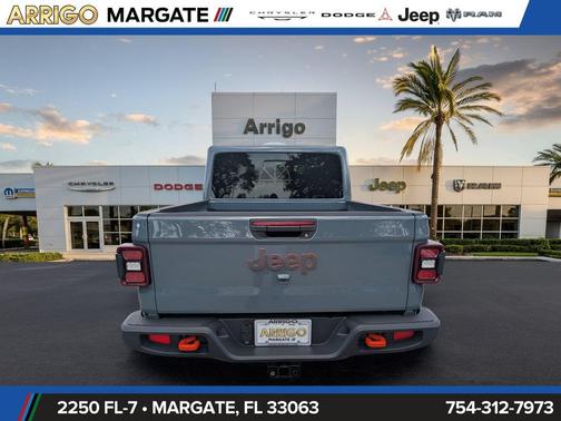 Anvil Clearcoat 2026 Jeep Gladiator Mojave 4x4