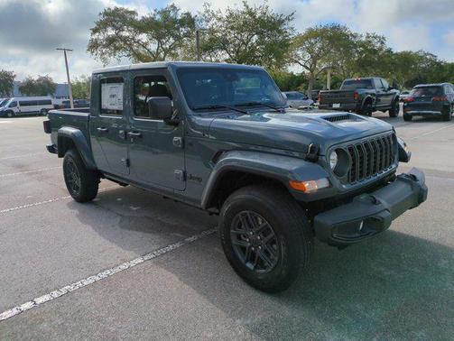 2025 Jeep Gladiator Sport S