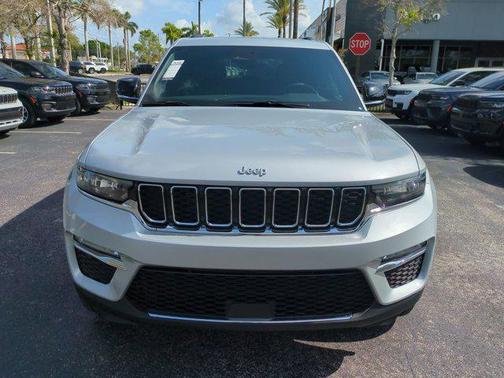 2025 Jeep Grand Cherokee Limited X