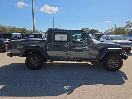 2026 Jeep Gladiator Sport S