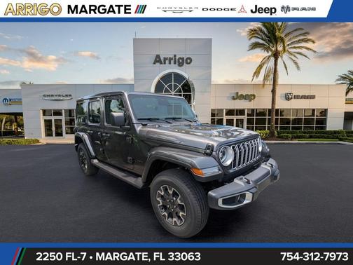 granite crystal metallic clearcoat 2026 Jeep Wrangler 4-Door Sahara 4x4