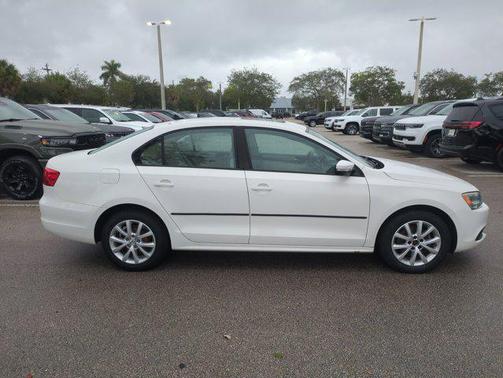 2011 Volkswagen Jetta SE