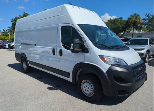 Bright White Clearcoat 2026 RAM ProMaster 2500 Tradesman