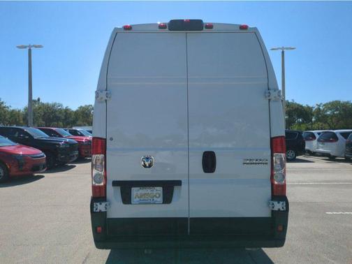 Bright White Clearcoat 2026 RAM ProMaster 2500 Tradesman