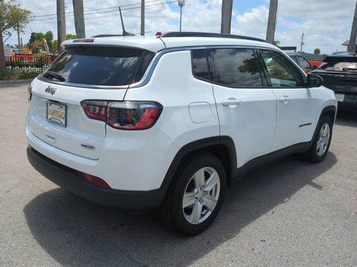 2022 Jeep Compass Latitude