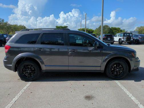 2020 Dodge Journey SE Value