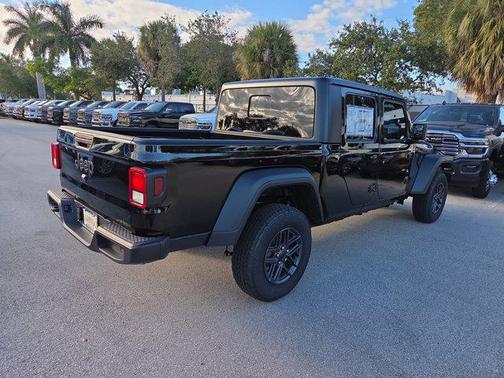 2026 Jeep Gladiator Sport S